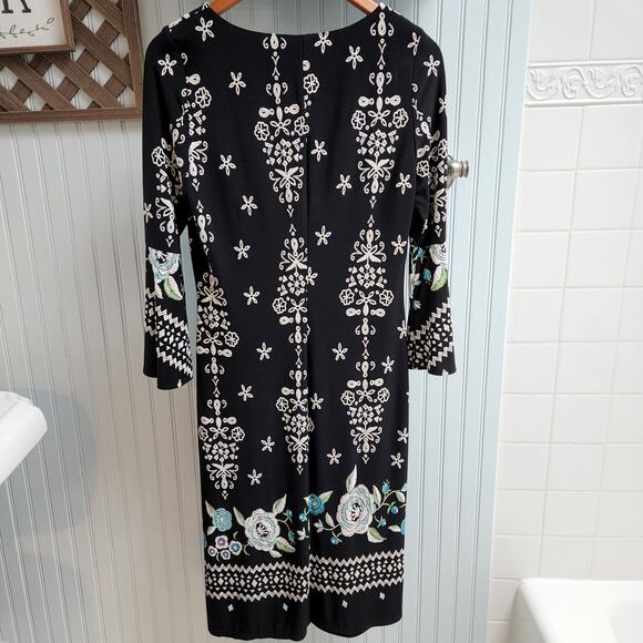 Glamour Black Bell Sleeve Dress with Floral Embroidery Pattern - Picture 2 of 10